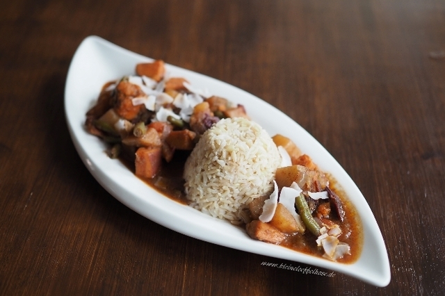 Vegan kochen: Süßkartoffel-Curry mit Panangpaste & Zimt