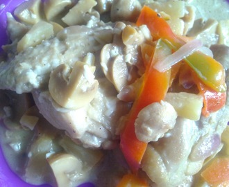 Creamy Pineapple Chicken with Mushroom and Cheese