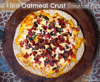 Eggs & Bacon Oatmeal Breakfast Pizza