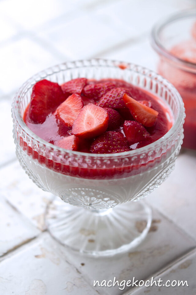 Nachtisch zum #TwitterKocht: Yogurtmousse mit Erdbeeren