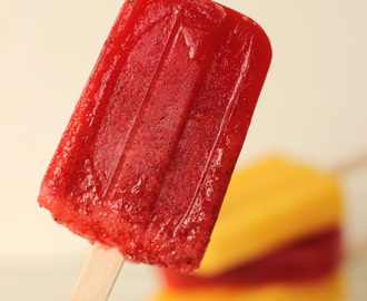 Eis am Stiel: Erdbeer-Minze oder Mango-Joghurt? / Popsicles: Strawberry and Mint or Mango and Yoghurt?