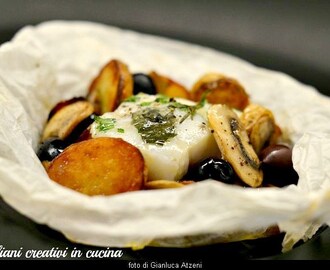 Baccalà al cartoccio con patate, funghi e olive nere