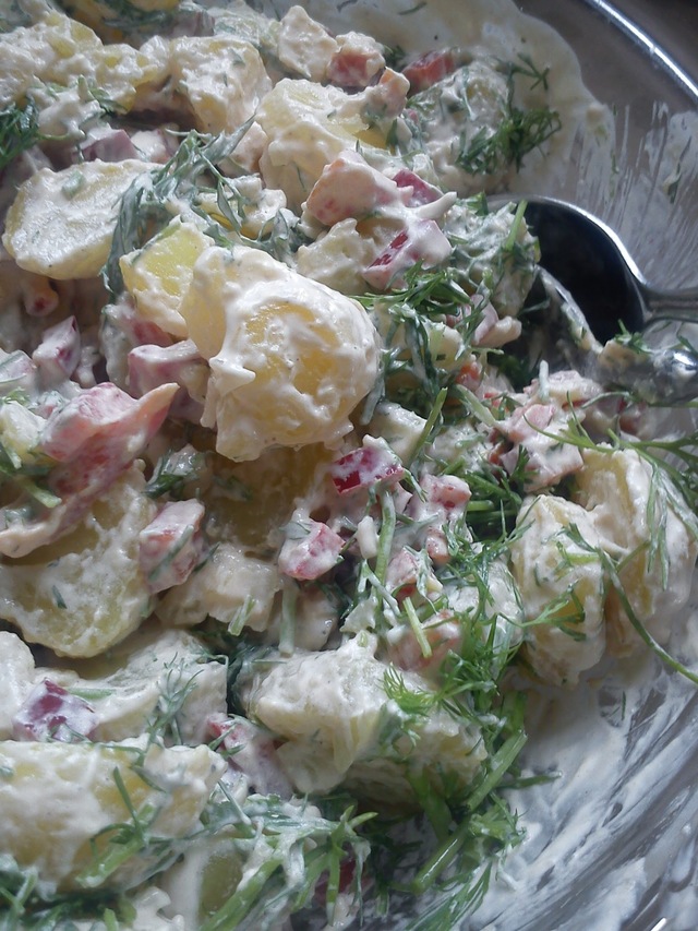 Kartoffelsalat med dild