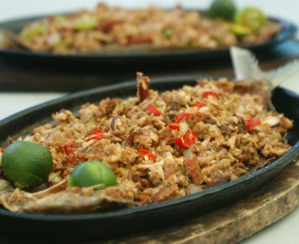Filipino Recipes: Sizzling Bangus Sisig