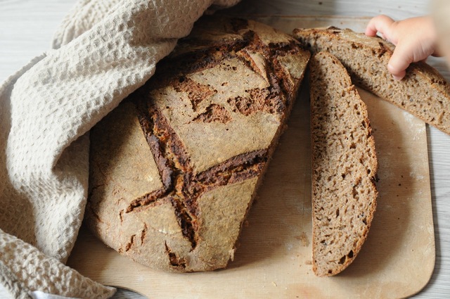 Chleb na maślance na zakwasie żytnim według Piotra Kucharskiego