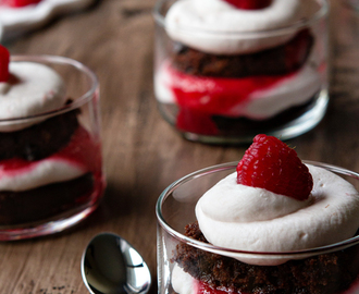 Brownie Trifles with Raspberry Sauce