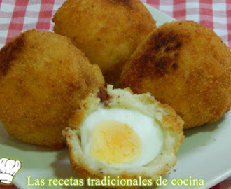 Receta fácil de huevos Villaroy (huevos con bechamel empanados)