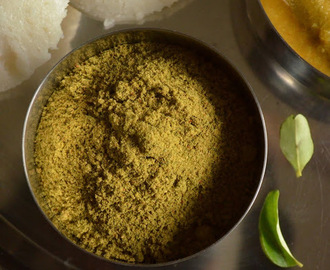Karuveppilai Podi | Easy Karuvepilai Podi for Idly/Dosa/Steamed Rice | Karivepila podi | Curry leaves powder recipe