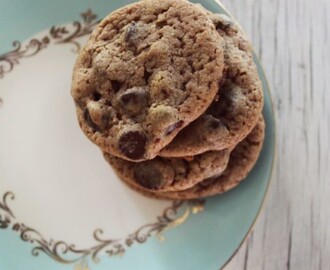 Sugar-Free, Eggless Chocolate Chip Cookies (with cream cheese)