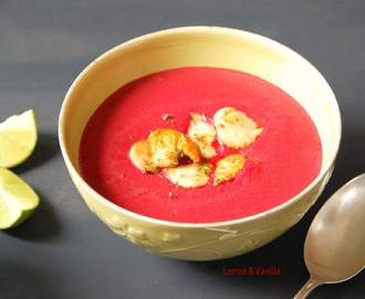 Beetroot and coconut milk soup, topped with lime juice marinated scallops / Sopa de beterraba e leite de côco, com vieiras marinadas em sumo de lima.