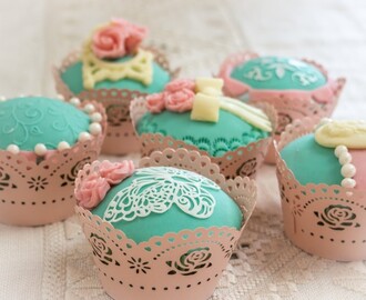 Vintage Cupcakes** {Video}
