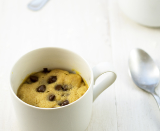 Peanut Butter and Chocolate Chip Mug Cookie