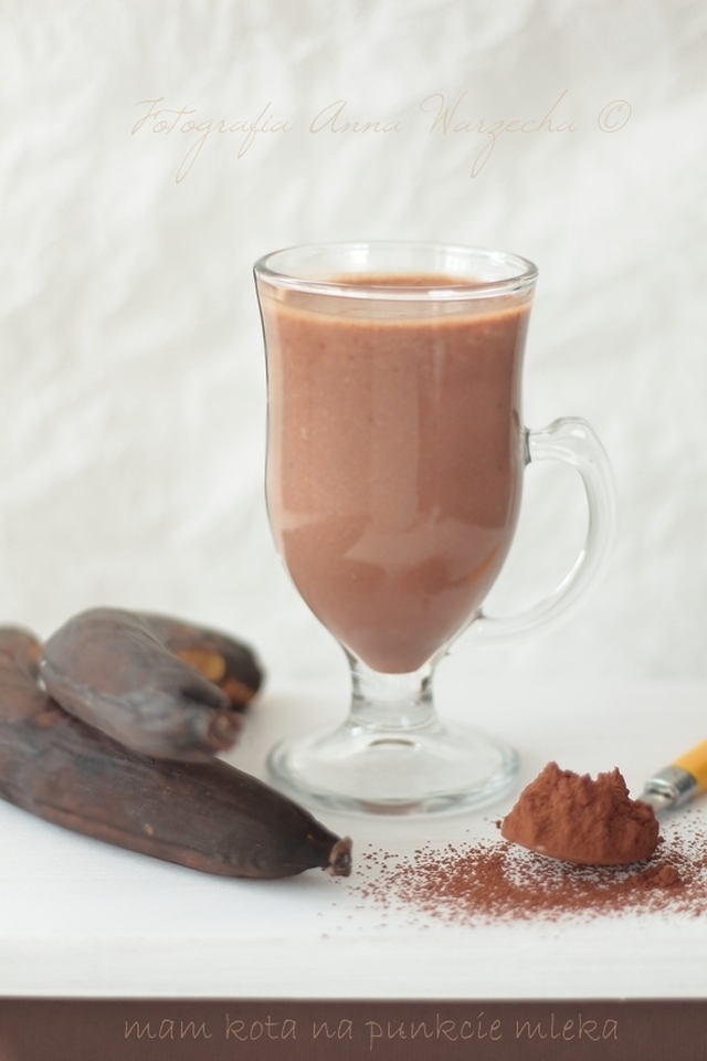 Mleczny koktajl kakaowo-bananowy - „Mleczne śniadanie na rozpoczęcie roku szkolnego”