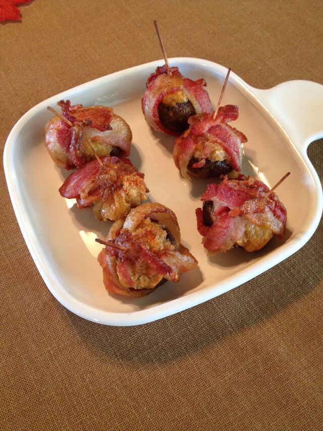 Easy Appetizer – Bacon Wrapped Stuffed Mushrooms