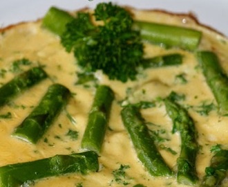 Grüner Spargel Omelett