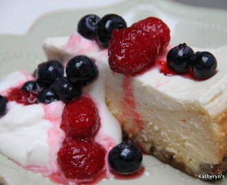 Lemon Cheesecake with Berry Topping