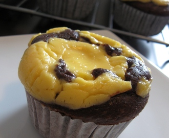 Double Chocolate Cheese Cake Muffins