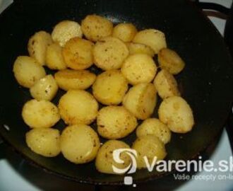 Pečené zemiaky s cesnakom