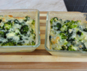 Zapečená brokolice se smetanou a sýrem +videorecept
