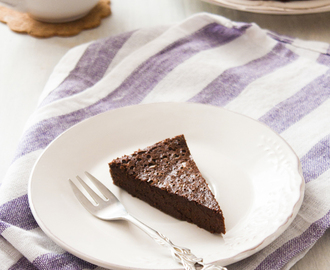 Čokoladna torta bez brašna / Flourless chocolate cake