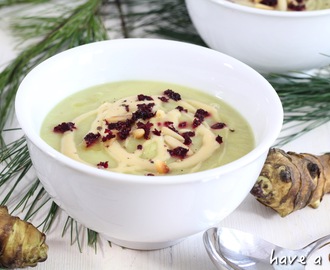 Topinambur-Suppe mit Mandelcrème (vegan, glutenfrei, sojafrei)
