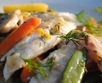 Ryba pečená v soli so zeleninovou prílohou