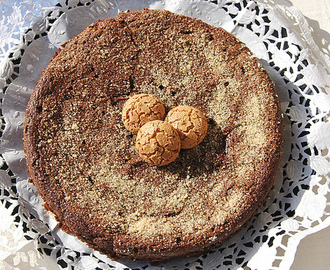 Torta Monferina with pumpkin and amaretti cookies