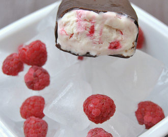 White chocolate ice cream with raspberry swirl