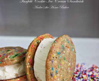 ♥ Funfetti Cookie Ice Cream Sandwich ♥