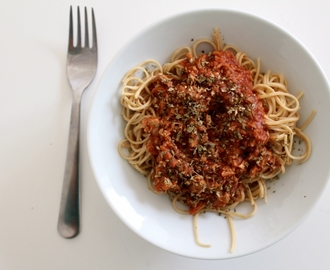 Spagetti med tonfisk i tomatsås