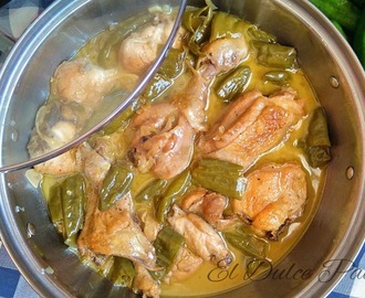 Pollo en salsa con pimientos