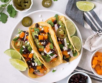 Tacos Vegetarianos con Frijoles y Calabaza