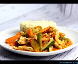 Dietetyczny kurczak z warzywami i kaszą jaglaną