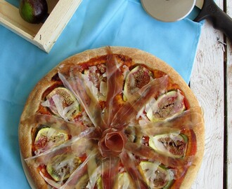 Pizza in teglia con fichi, prosciutto crudo di Parma e Parmigiano Reggiano 40 mesi per la sfida nr. 58 dell’MTChallenge