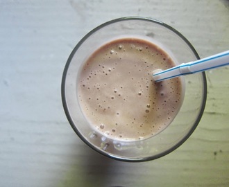 Nutella, Banana, and Peanut Butter Smoothie
