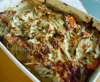 Teglia di gallinella di mare con asparagi e patate novelle, di Jamie Oliver