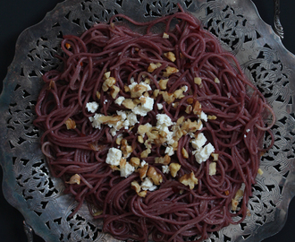 Red Wine Spaghetti - {and a GIVEAWAY}