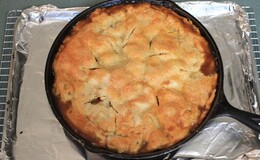 Easy skillet Apple pie