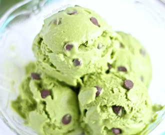 Mint Chocolate Chip Ice Cream (Dairy Free Vegan No-dye)