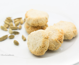 Vegan and Gluten-Free Cardamom Cookies
