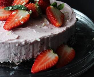 Jagodasti Cheesecake   ( bez pečenja ) / Strawberry Cheesecake