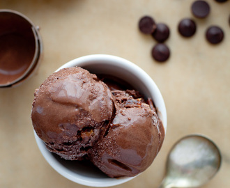 Chocolate candied bacon ice cream