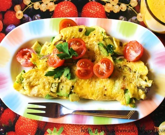Dietetyczny omlet z awokado