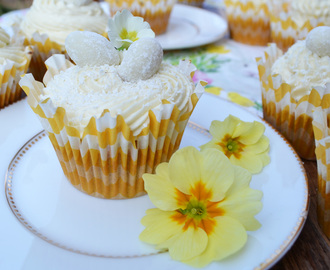 Feines für Ostern! Süsskartoffel-Cupcakes mit weissem Schoko-Topping