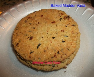 Baked Maddur Vada / Savory Onion Crackers