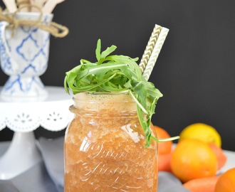 Smoothie with Citrus Fruits and Arugula #smoothietime