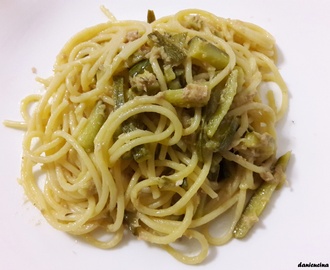 Spaghetti tonno e zucchine al profumo di limone