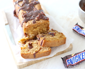 Snickers cake