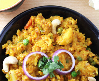 Healthy Vegetable Masala Khichdi Recipe | How to make Vegetable Masala Khichdi