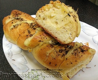 Cheesy Herb Bread